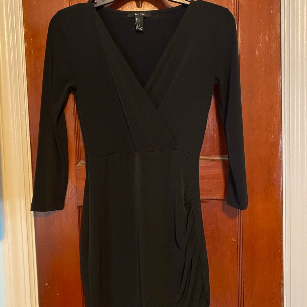 Black bodycon dress